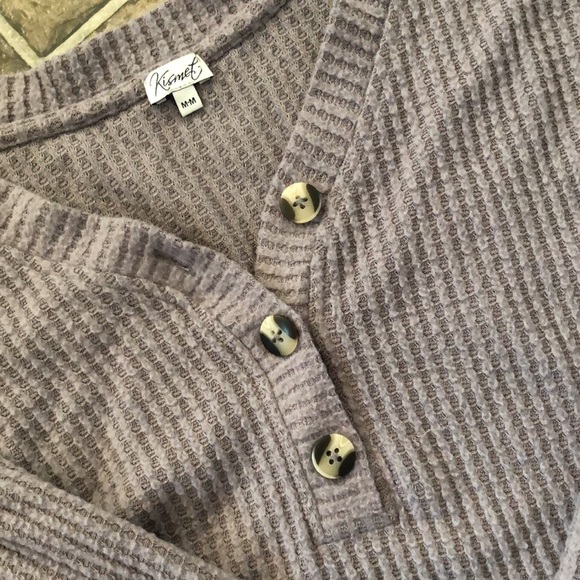 Waffle Knit Buttoned Shirt - Picture 3 of 3